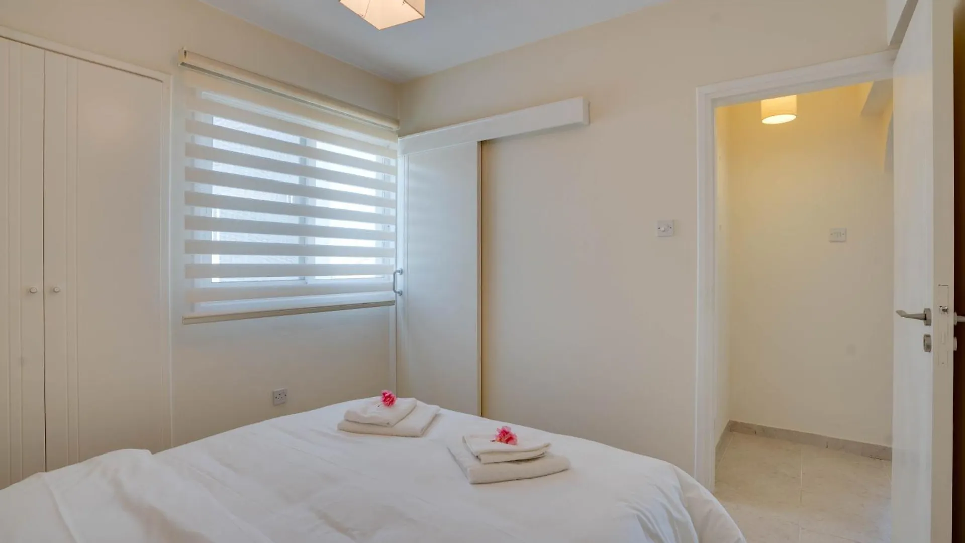 شقة Charming 3-Bed Duplex With Stunning Sea View لارنكا