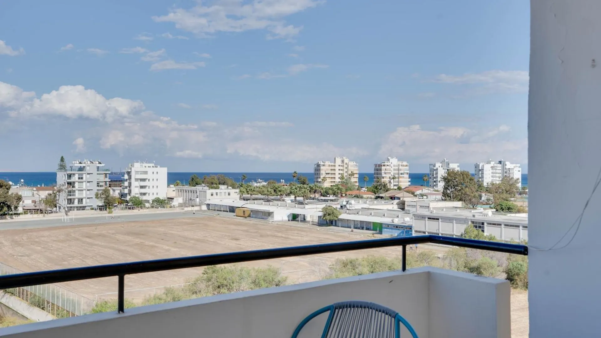 شقة Charming 3-Bed Duplex With Stunning Sea View لارنكا 0*,